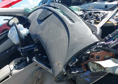 2024 Hyundai Tucson Limited z USA, uszkodzony, nr VIN 5NMJECDE1RH360873